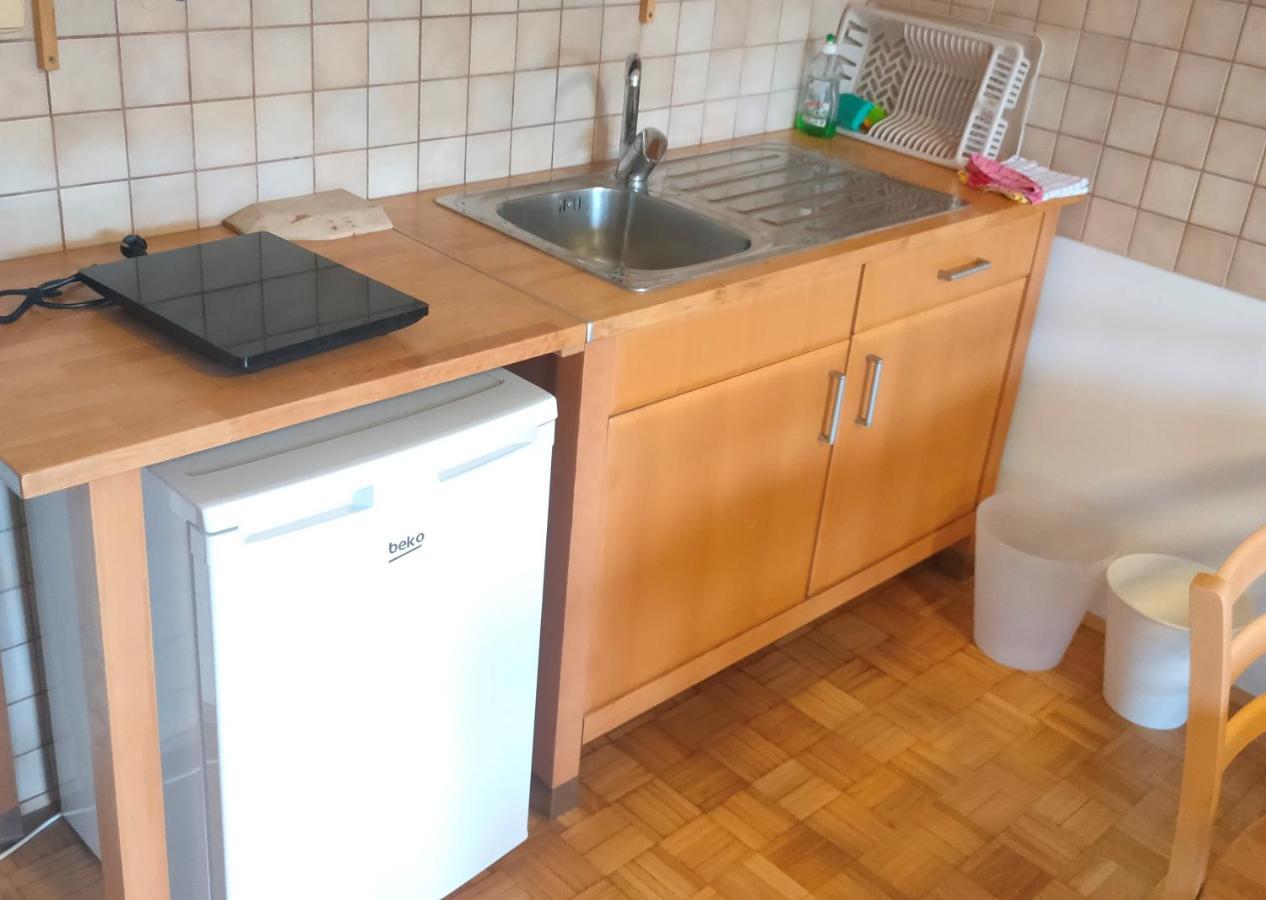Rooms And Apartment Na Poljani Škofja Loka Екстериор снимка